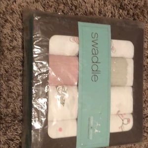 Aden & Anais 4-pack Swaddles